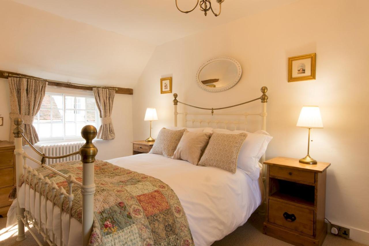 Miller Cottage A Luxury 1550'S Cottage In The Historic Centre Of Saffron Walden Exteriör bild